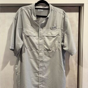 Columbia Gray Casual Button Down Shirt